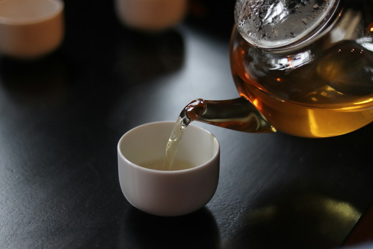 Oolong-Teeblätter in verschiedenen Fermentationsstufen